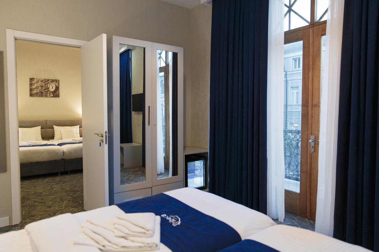 Tribeca Hotel Tiflis Exterior foto