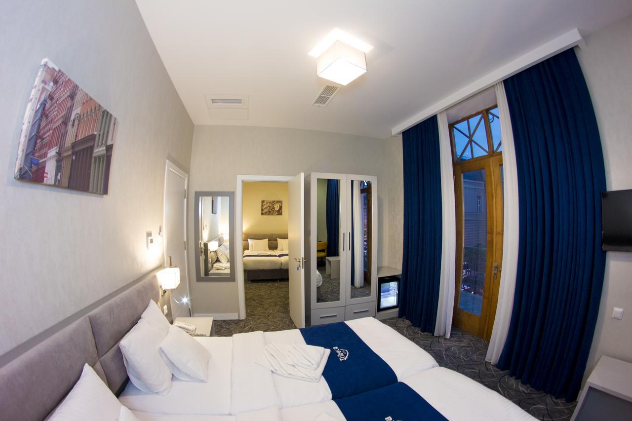 Tribeca Hotel Tiflis Exterior foto